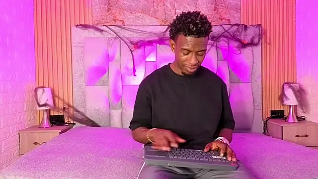 pipedark  online show from 10-15-25, 03:39