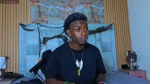 pipedark  online show from 10-28-25, 03:43