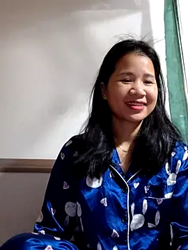 Snapshot of Maria2299 chatting on 10-25-25, 04:13 Maria2299 online show from 10-25-25, 04:13