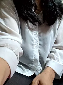 Snapshot of Maria2299 chatting on 01-16-26, 07:07 Maria2299 online show from 01-16-26, 07:07