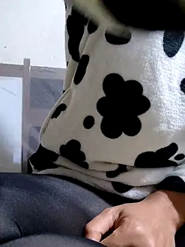 Snapshot of Maria2299 chatting on 01-31-26, 09:35 Maria2299 online show from 01-31-26, 09:35