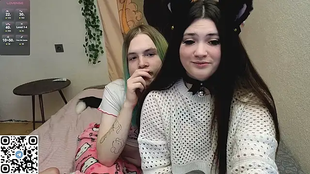 Snapshot of mirana_blade chatting on 10-30-25, 11:44 mirana blade online show from 10-30-25, 11:44