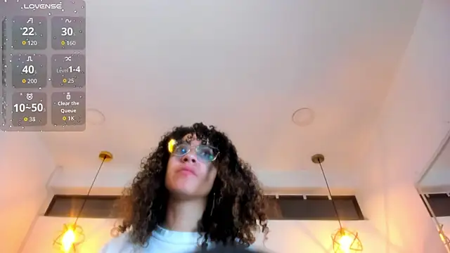 Hanna Cornee  online show from 03-02-26, 12:23