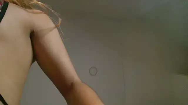 Barbiie 98 online show from 09-21-25, 01:57