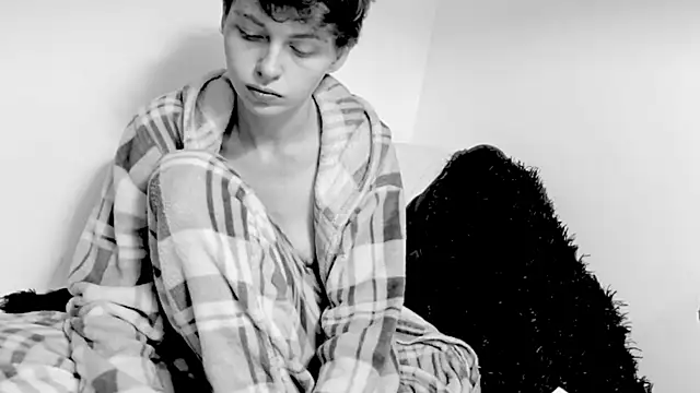 nyxofempusa online show from 10-04-25, 02:09