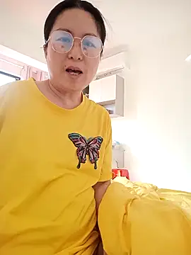 chengcheng12 online show from 10-23-25, 01:16