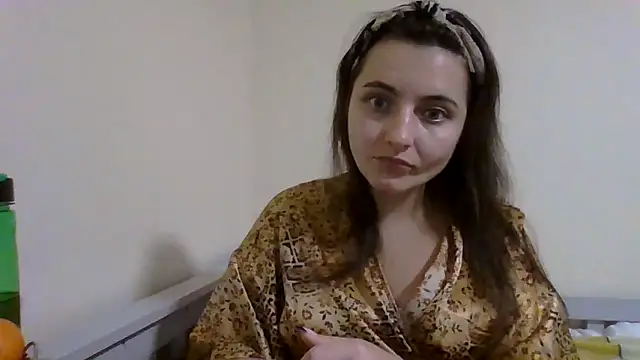 DInaraXRose online show from 10-06-25, 07:00