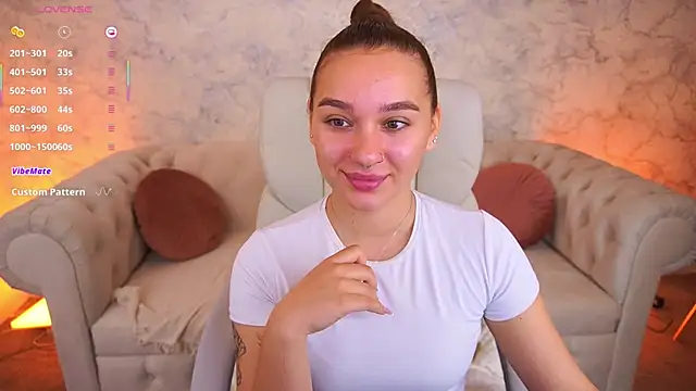 UrMuseOn online show from 09-27-25, 05:45