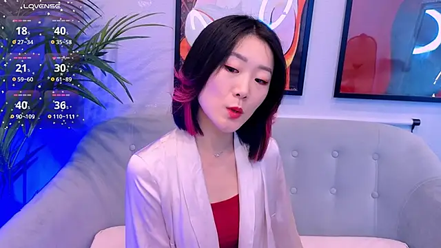 AikoYamada online show from 09-29-25, 06:18