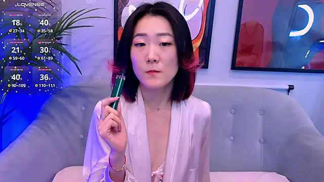 AikoYamada online show from 09-30-25, 06:18