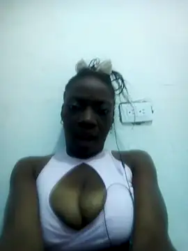 Aurora-Queen online show from 10-31-25, 06:03