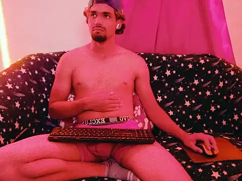 Snapshot of cristian-gp chatting on 10-04-25, 01:58 cristian-gp online show from 10-04-25, 01:58