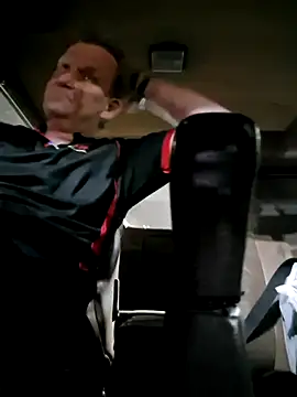 Snapshot of wallacelegend chatting on 09-08-25, 09:03 wallacelegend online show from 09-08-25, 09:03