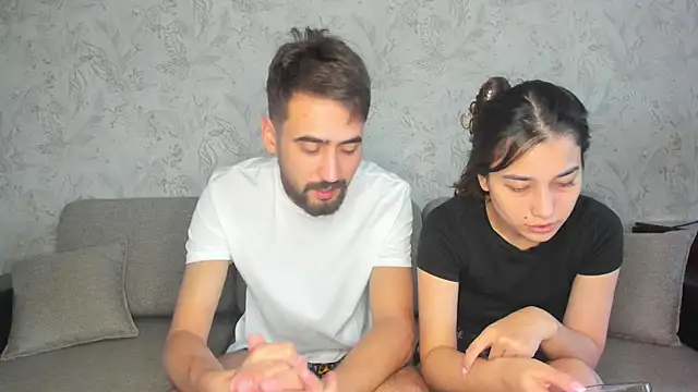 sophywhisper online show from 09-19-25, 08:16