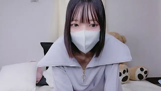 Snapshot of Azusa_128 chatting on 10-08-25, 07:28 Azusa 128 online show from 10-08-25, 07:28