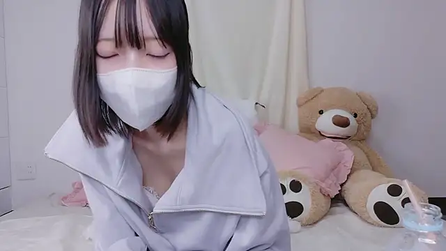 Snapshot of Azusa_128 chatting on 10-14-25, 10:27 Azusa 128 online show from 10-14-25, 10:27