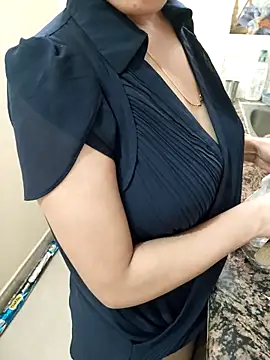 Pihu Chopra online show from 09-21-25, 03:41