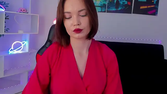 KiraHolli online show from 12-01-25, 03:22