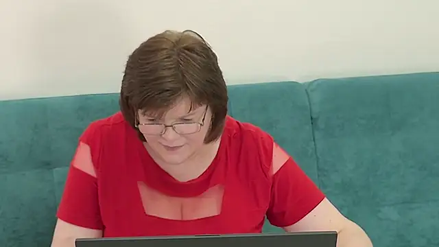 Sandra Sunrise online show from 10-19-25, 09:10