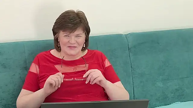 Sandra Sunrise online show from 10-31-25, 09:54