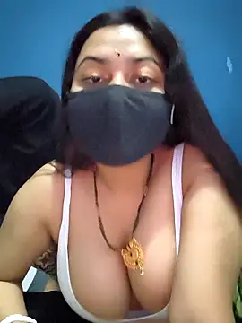 Snapshot of SassyWildCouple chatting on 09-10-25, 04:29 SassyWildCouple online show from 09-10-25, 04:29