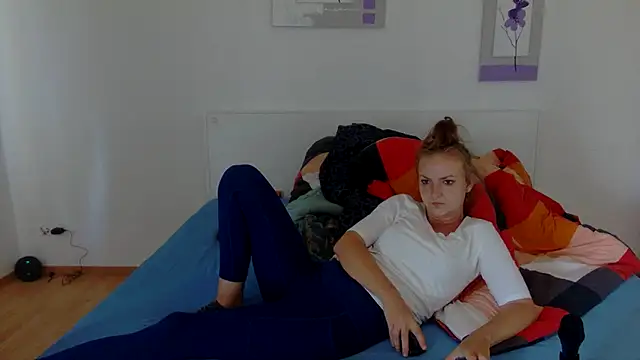 hornycouplefuck12 online show from 09-14-25, 01:10