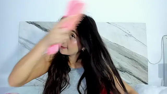 thamiina  online show from 09-24-25, 07:06