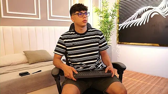 Ethan occonor online show from 12-20-25, 12:45