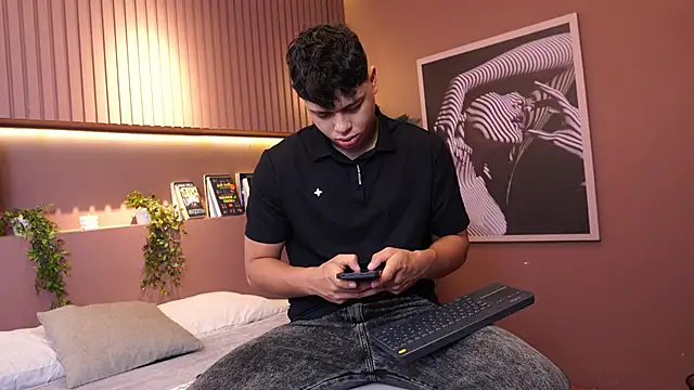 Ethan occonor online show from 04-14-26, 12:11