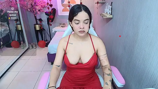 Maggy t18 online show from 02-15-26, 03:47