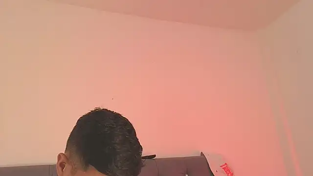 Snapshot of Twinkcock22 chatting on 10-09-25, 02:31 Twinkcock22 online show from 10-09-25, 02:31