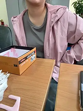 PhuongNhi21 online show from 10-23-25, 01:38