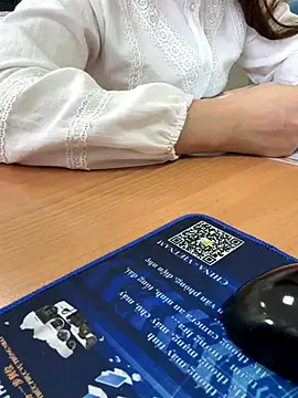 PhuongNhi21 online show from 12-19-25, 03:24