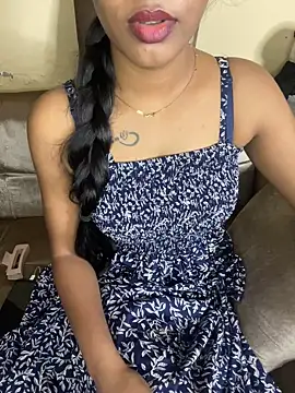 Snapshot of its_ur_flora chatting on 10-05-25, 11:41 its ur flora online show from 10-05-25, 11:41