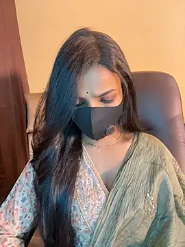 Snapshot of its_ur_flora chatting on 02-04-26, 07:53 its ur flora online show from 02-04-26, 07:53