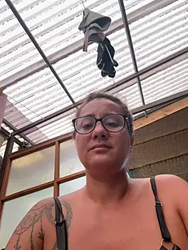 Vahine tahiti987 online show from 10-02-25, 07:43