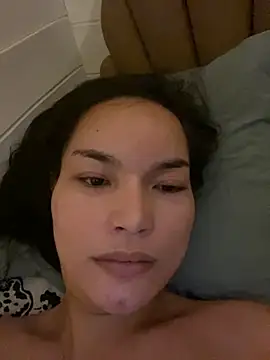 Snapshot of Queen_Of_all_Media chatting on 09-25-25, 08:51 Queen Of all Media online show from 09-25-25, 08:51