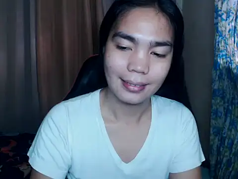 Simple Martina online show from 10-03-25, 10:51