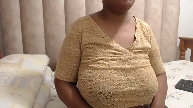 Sexybusty01 online show from 10-16-25, 06:14