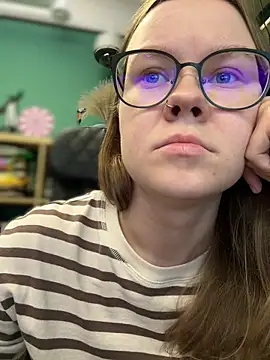 Snapshot of _CherryBloom_ chatting on 09-28-25, 08:52  CherryBloom  online show from 09-28-25, 08:52