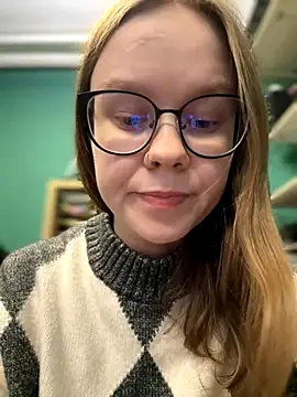 Snapshot of _CherryBloom_ chatting on 10-03-25, 07:05  CherryBloom  online show from 10-03-25, 07:05