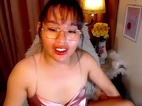 urmidnightcravingsxx online show from 04-17-26, 11:52