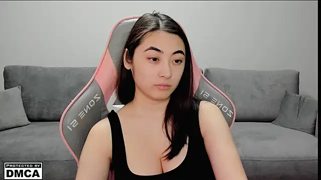 MeilideQian1 online show from 04-13-26, 03:06