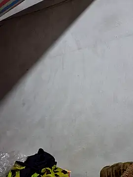 yoowwmr online show from 11-12-25, 01:55