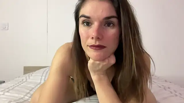 Caro663 online show from 12-15-25, 08:13