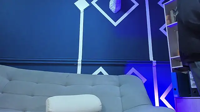 etham wolf  online show from 09-18-25, 12:29