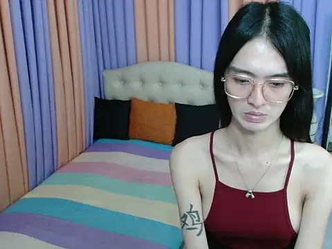 Snapshot of XxTsUncutAskaxX chatting on 12-13-25, 07:53 XxTsUncutAskaxX online show from 12-13-25, 07:53