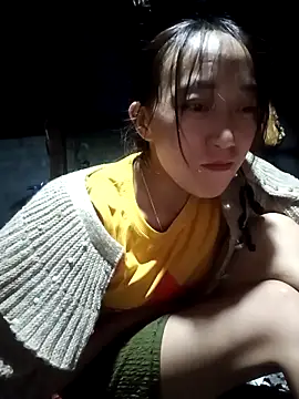 Snapshot of Zhan99999 chatting on 10-12-25, 02:27 Zhan99999 online show from 10-12-25, 02:27