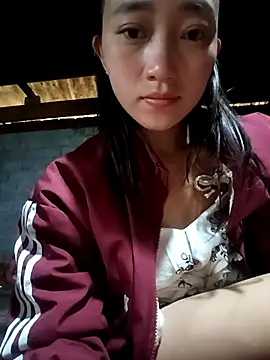 Snapshot of Zhan99999 chatting on 10-24-25, 01:24 Zhan99999 online show from 10-24-25, 01:24