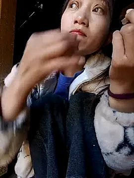 Snapshot of Zhan99999 chatting on 11-23-25, 06:57 Zhan99999 online show from 11-23-25, 06:57